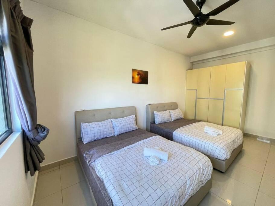 Meridin Medini By Wp Homestay Nusajaya  Bagian luar foto