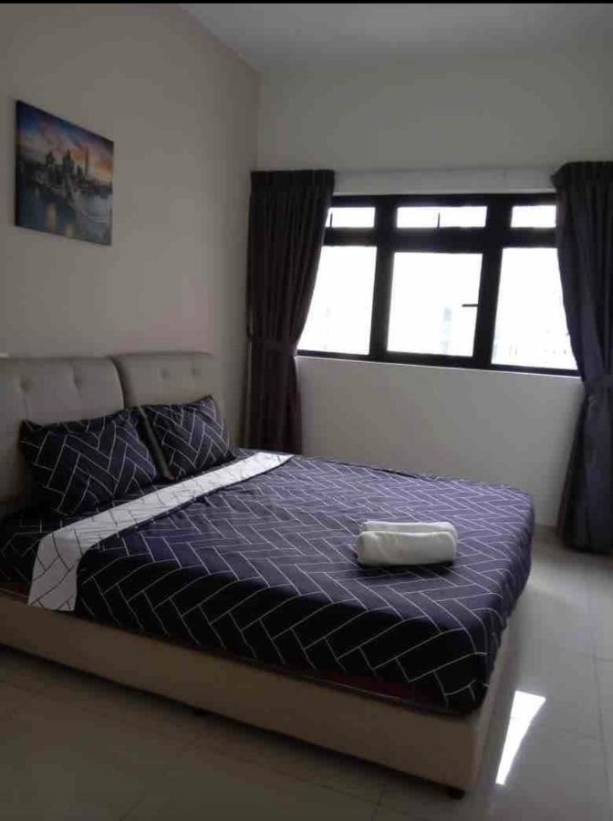 Meridin Medini By Wp Homestay Nusajaya  Bagian luar foto